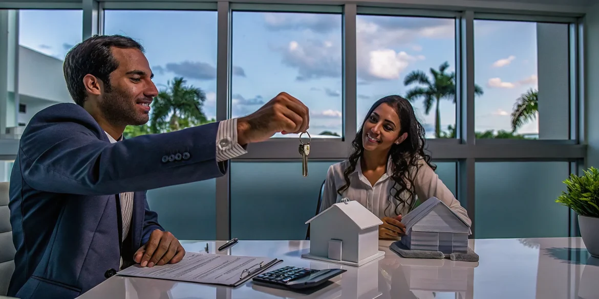 Homebuyer getting keys to a new home with a Florida down payment assistance grant.