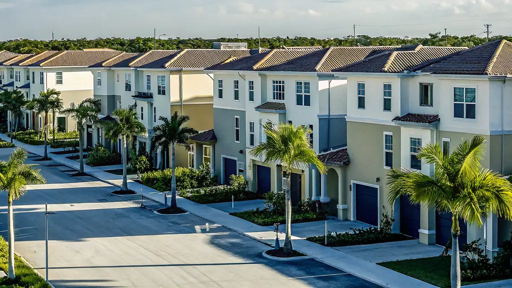 Home loan options for Greenacres Florida properties